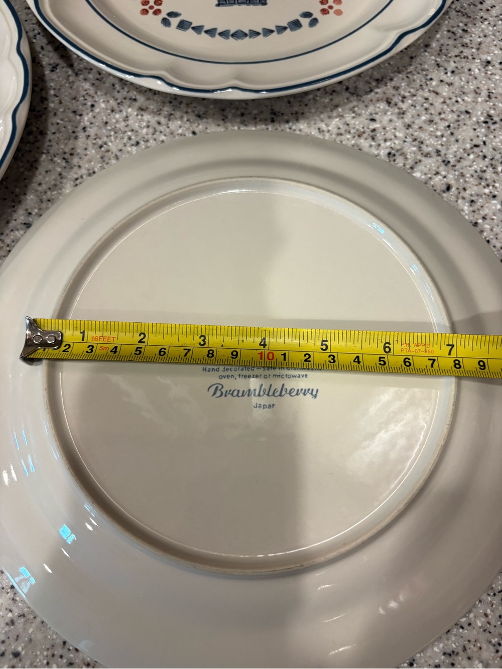 Brambleberry Dinner Plates 11" Hearthside Cumberland Stoneware White Set Of 5 - Picture 7 of 7